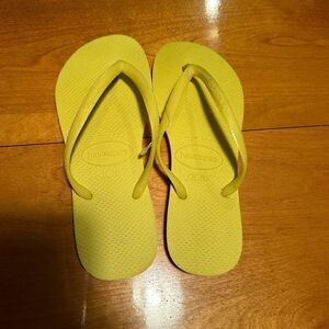 HAVAINAS YELLOW FLIP FLOP SANDALS 37/38 7